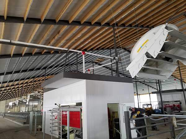 roof fans and ventilation in barn